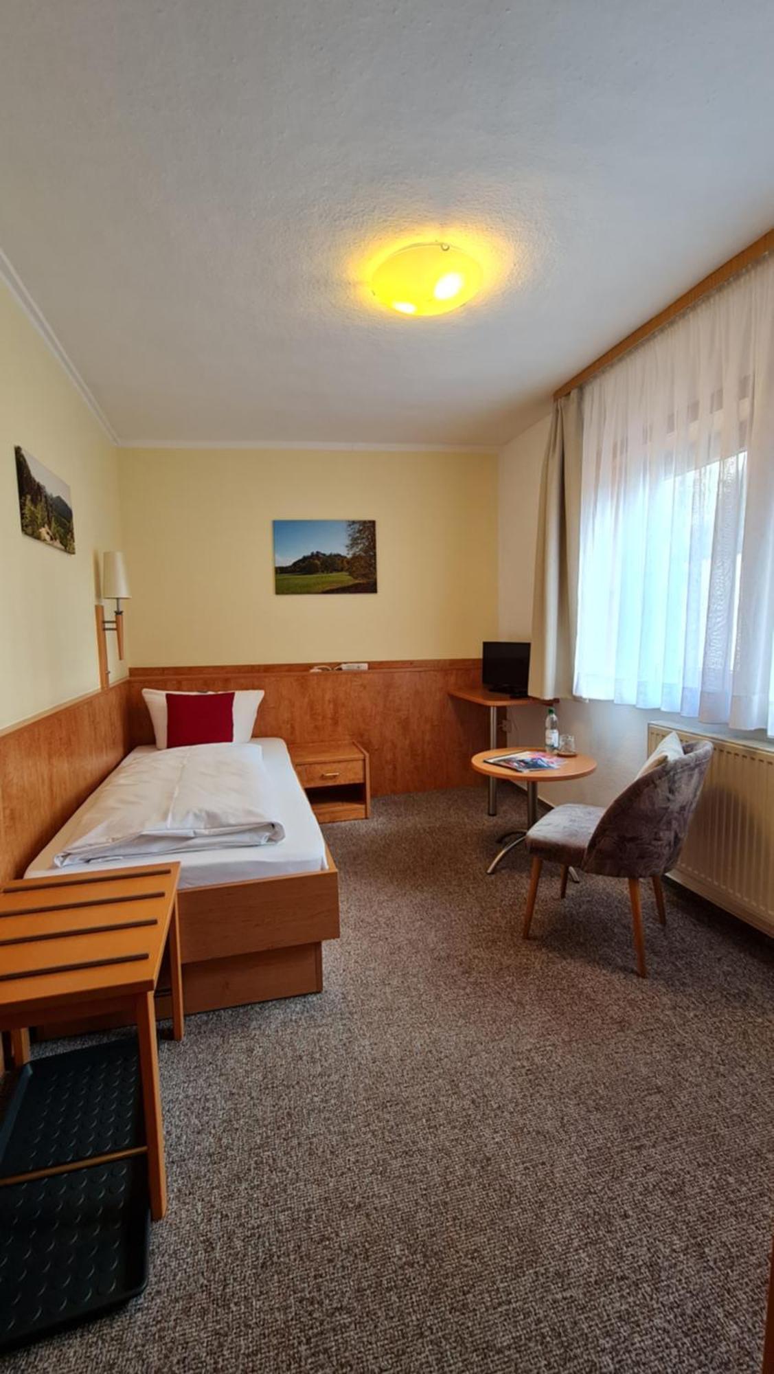 Gasthaus& Pension Zum Roten Haus Bad Schandau Luaran gambar